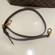 Load image into Gallery viewer, Louis Vuitton Siena GM Damier Ebene