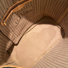 Load image into Gallery viewer, Louis Vuitton Neverfull GM Monogram