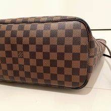 Load image into Gallery viewer, Louis Vuitton Neverfull MM Damier Ebene