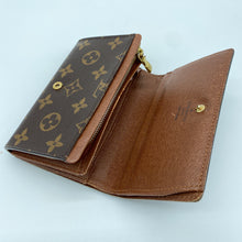 Load image into Gallery viewer, Louis Vuitton Porte-Monnaie Billets Trèsor Monogram