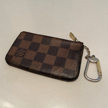 Load image into Gallery viewer, Louis Vuitton Key Pouch Damier Ebene