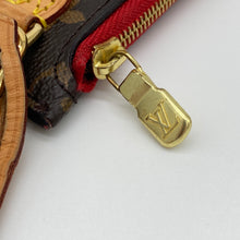Load image into Gallery viewer, Louis Vuitton Neverfull Clutch Pochette Monogram