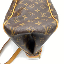 Load image into Gallery viewer, Louis Vuitton Batignolles Monogram