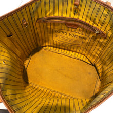 Load image into Gallery viewer, Louis Vuitton Neverfull MM Monogram