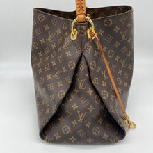 Load image into Gallery viewer, Louis Vuitton Artsy MM Monogram