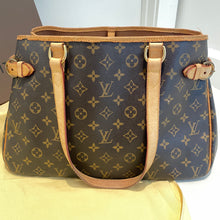 Load image into Gallery viewer, Louis Vuitton Batignolles Monogram
