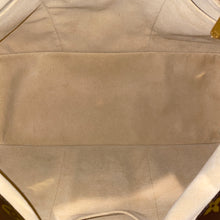 Load image into Gallery viewer, Louis Vuitton Artsy MM Monogram