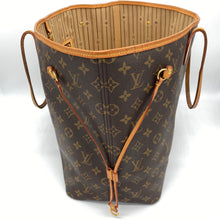 Load image into Gallery viewer, Louis Vuitton Neverfull GM Monogram