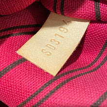 Load image into Gallery viewer, Louis Vuitton Neverfull MM Pivoine