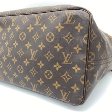 Load image into Gallery viewer, Louis Vuitton Neverfull GM Monogram