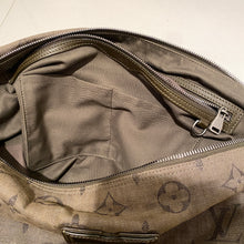 Load image into Gallery viewer, Louis Vuitton Besace Impression Khaki