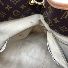 Load image into Gallery viewer, Louis Vuitton Artsy MM Monogram