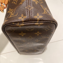 Load image into Gallery viewer, Louis Vuitton Nevefull PM Pivoine