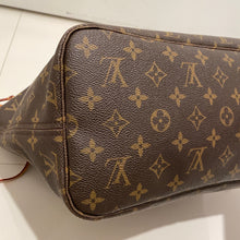 Load image into Gallery viewer, Louis Vuitton Neverfull MM Monogram