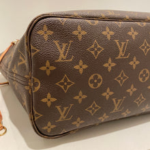 Load image into Gallery viewer, Louis Vuitton Neverfull MM Pivoine