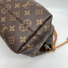 Load image into Gallery viewer, Louis Vuitton Graceful PM Monogram