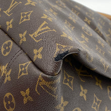 Load image into Gallery viewer, Louis Vuitton Artsy MM Monogram