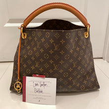 Load image into Gallery viewer, Louis Vuitton Artsy MM Monogram
