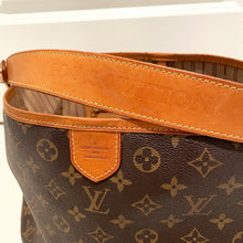 Load image into Gallery viewer, Louis Vuitton Delightful MM Monogram