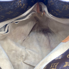 Load image into Gallery viewer, Louis Vuitton Artsy MM Monogram
