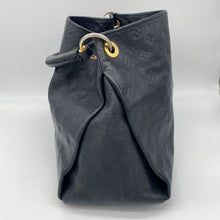 Load image into Gallery viewer, Louis Vuitton Artsy MM Empreinte Infini