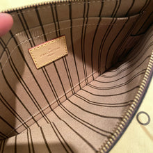 Load image into Gallery viewer, Louis Vuitton Neverfull Clutch Pochette Monogram
