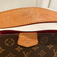 Load image into Gallery viewer, Louis Vuitton Graceful PM Pivoine