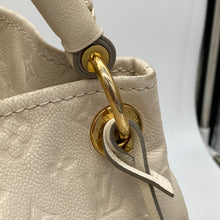 Load image into Gallery viewer, Louis Vuitton Artsy MM Empreinte Neige