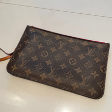 Load image into Gallery viewer, Louis Vuitton Neverfull Clutch Pochette Cherry