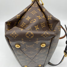 Load image into Gallery viewer, Louis Vuitton Pallas MM Monogram Safran