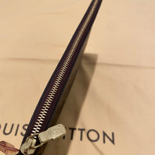 Load image into Gallery viewer, Louis Vuitton Neverfull Clutch Pochette Monogram