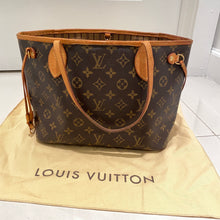 Load image into Gallery viewer, Louis Vuitton Neverfull PM Monogram