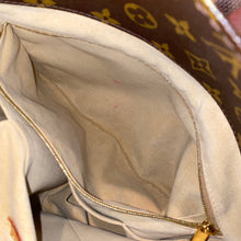 Load image into Gallery viewer, Louis Vuitton Artsy MM Monogram