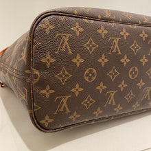 Load image into Gallery viewer, Louis Vuitton Neverfull MM Cherry