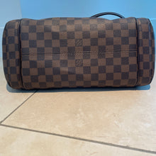 Load image into Gallery viewer, Louis Vuitton Totally MM Damier Ebene