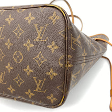 Load image into Gallery viewer, Louis Vuitton Neverfull MM Monogram