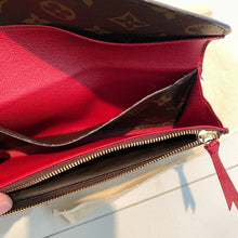 Load image into Gallery viewer, Louis Vuitton Emilie Wallet Long