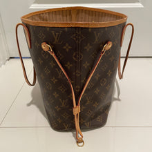 Load image into Gallery viewer, Louis Vuitton Neverfull MM Monogram