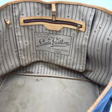 Load image into Gallery viewer, Louis Vuitton Neverfull GM Monogram