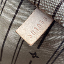 Load image into Gallery viewer, Louis Vuitton Neverfull GM Monogram