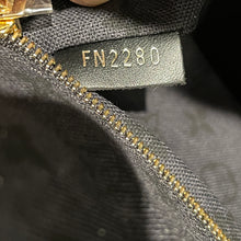 Load image into Gallery viewer, Louis Vuitton Crafty Onthego GM Creme Rouge