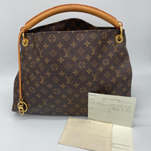 Load image into Gallery viewer, Louis Vuitton Artsy MM Monogram