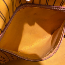 Load image into Gallery viewer, Louis Vuitton Neverfull MM Monogram