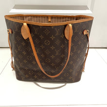 Load image into Gallery viewer, Louis Vuitton Neverfull MM Monogram