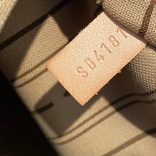 Load image into Gallery viewer, Louis Vuitton Neverfull GM Monogram