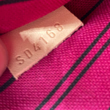 Load image into Gallery viewer, Louis Vuitton Neverfull MM Clutch Pochette Wristlet Monogram
