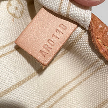 Load image into Gallery viewer, Louis Vuitton Neverfull MM Damier Azur