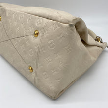 Load image into Gallery viewer, Louis Vuitton Artsy MM Empreinte Neige