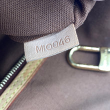 Load image into Gallery viewer, Louis Vuitton Batignolles Vertical Monogram