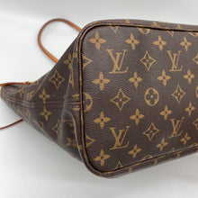Load image into Gallery viewer, Louis Vuitton Neverfull MM Monogram
